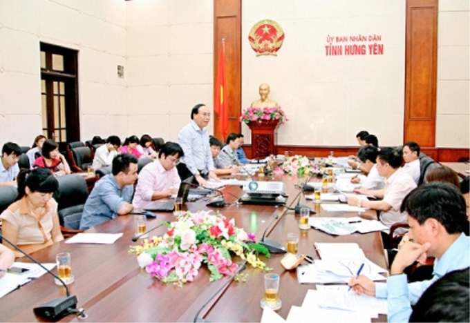 TS. Đậu Xuân Cảnh – Giám đốc Học viện giới thiệu quá trình xây dựng, phát triển của Học viện YDHCT Việt Nam và đề xuất nhu cầu cần thiết đầu tư xây dựng mở rộng Học viện.